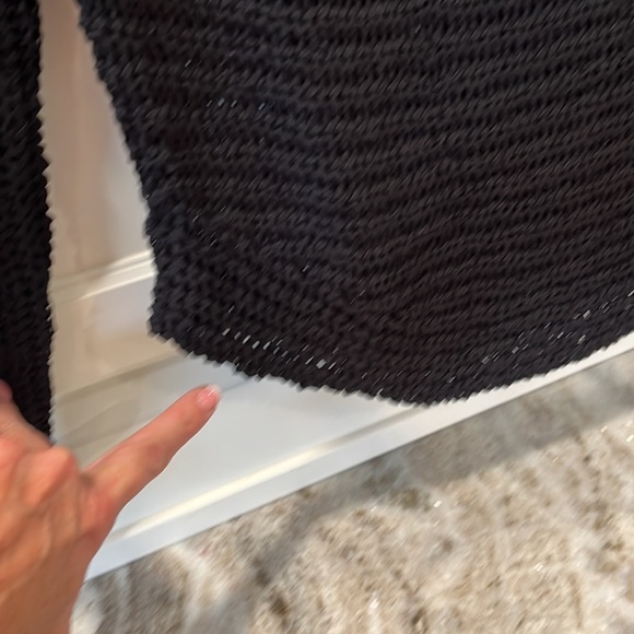 Lightweight fun sweater - Picture 3 of 5